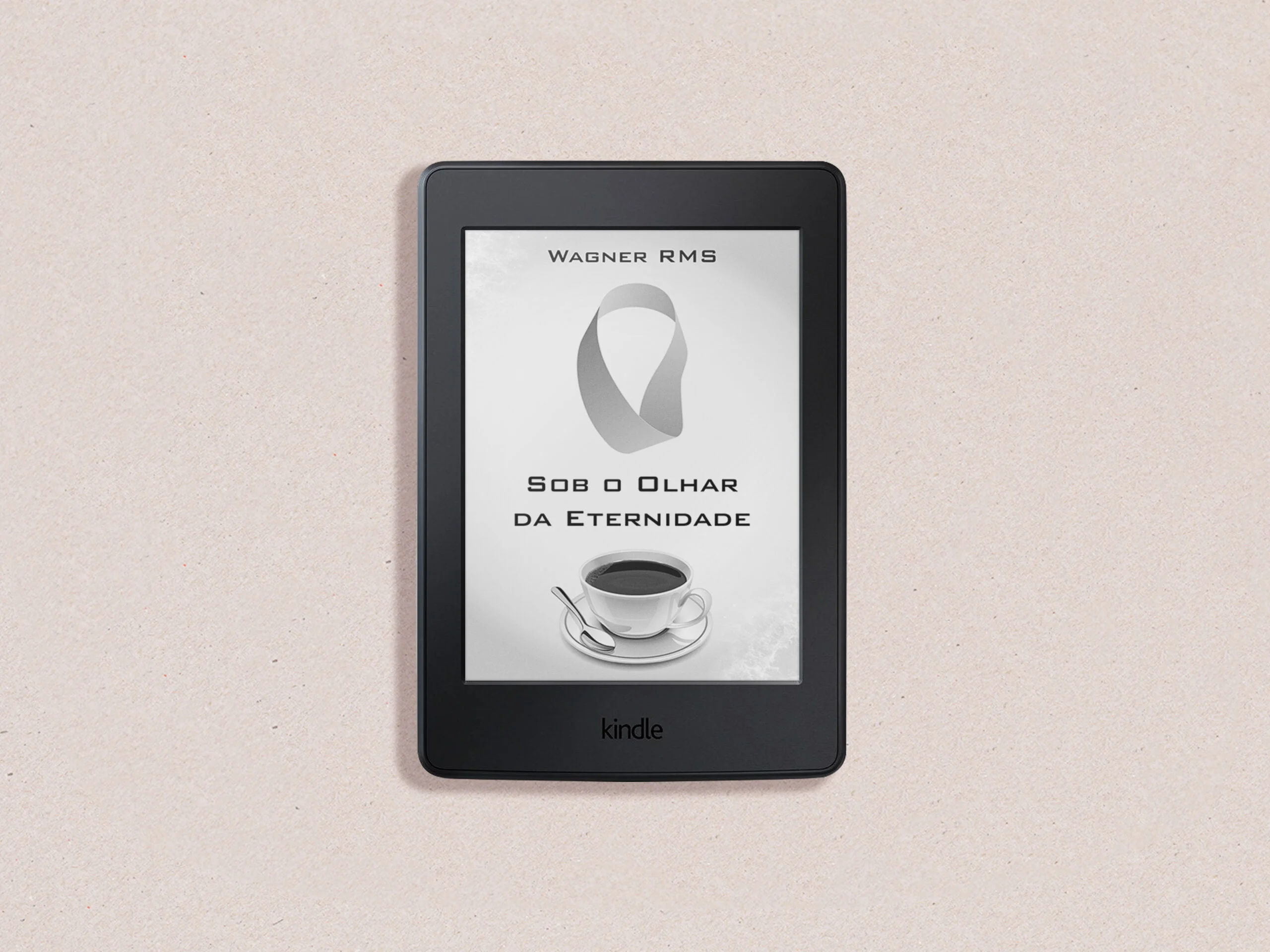 Capa do ebook Sob o Olhar da Eternidade com uma xícara de café fumegante e a fumaça forma uma Fita de Möbius.